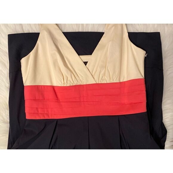 BCBGMaxAzria Color-block Shift Dress With Pockets SZ 4 - Picture 6 of 7